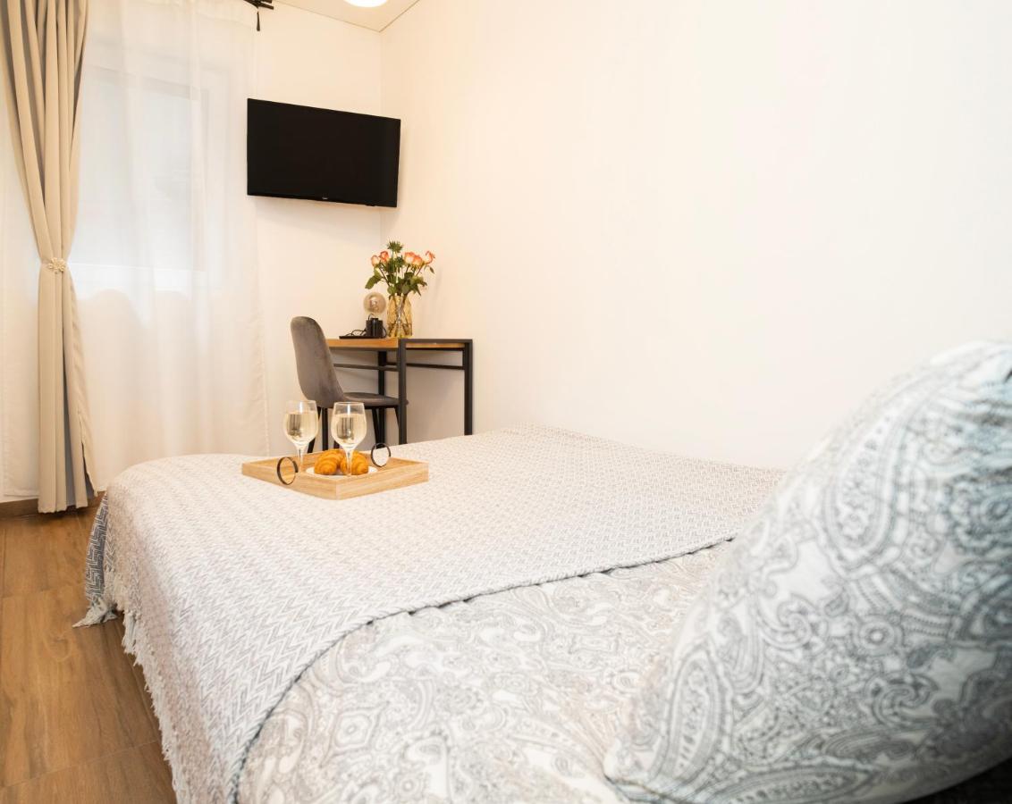 Downhill Apartment On The Groundfloor Kaunas Exterior photo
